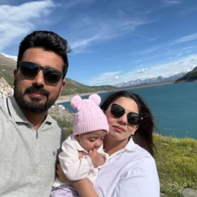Munaim, Family in Trofarello