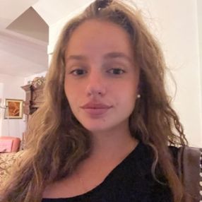 Valentina, Babysitter in Besnate