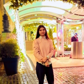 Randhawa, Babysitter in Picerno