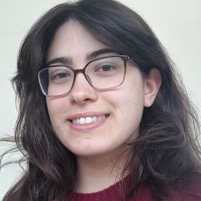 Elena, Babysitter a Pescia