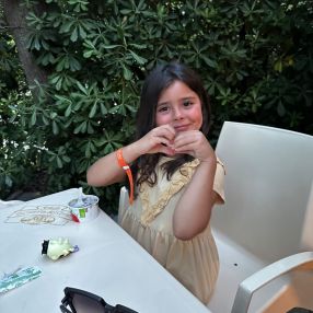 Vania, Famiglia a Caselle
