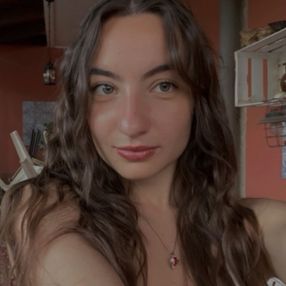 Lucia, Babysitter in Trepuzzi