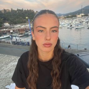 Ambra, Babysitter a Sestri Levante