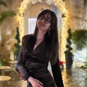 Ludovica, Babysitter in Castelbuono