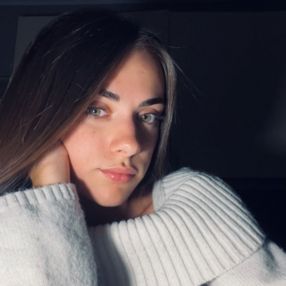 Martina, Babysitter a Occhieppo Superiore