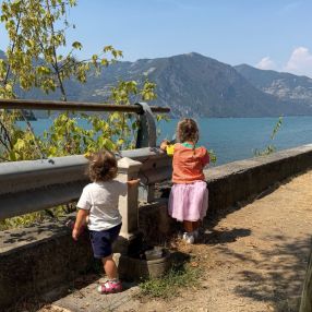 Veronica, Famiglia a Adro