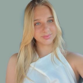Elena Maria, Babysitter a Provincia di Vicenza