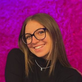 Chiara, Babysitter a Montevarchi
