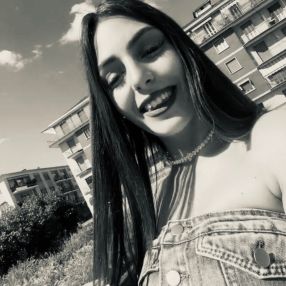 Irene, Babysitter in Leini'