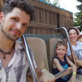 Erik, Family in Castel D'Azzano