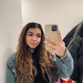 Jasmine, Babysitter a Garbagnate Rota