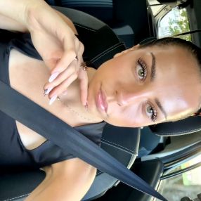 Sara, Babysitter a Valleggia