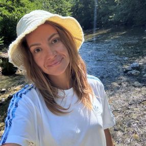 Veronika, Babysitter in Noci