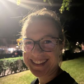 Romina, Babysitter a Trinità