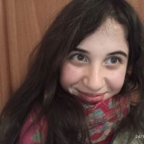 Maira, Babysitter a Villa Vicentina