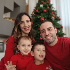 Pia, Famiglia a Pozzuoli