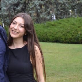 Alessandra, Babysitter a Roseto degli Abruzzi