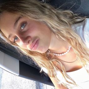 Aurora, Babysitter a Jerago Con Orago