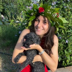 Lucrezia, Babysitter a Castel San Pietro Terme