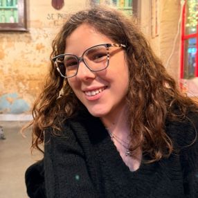 Nicole, Babysitter in Casale