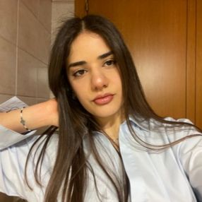 Angelica, Babysitter a Sannicandro di Bari
