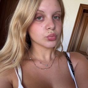 Patrizia, Babysitter a Lido di Fermo