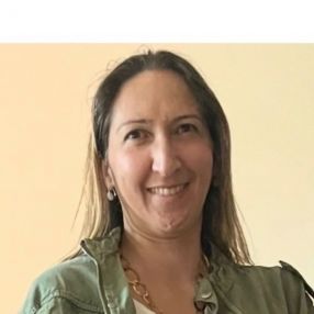 Laura, Babysitter in Basiglio