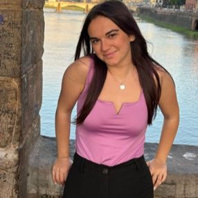 Giulia, Babysitter a Labico