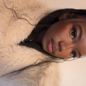 Aicha, Babysitter a Lambrugo