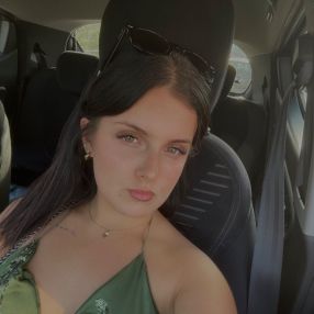 Nicole, Babysitter in Adelfia