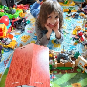 Maeve, Family in Origgio