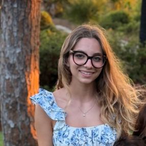 Nicole, Babysitter a Camisano Vicentino