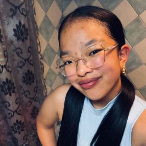 Domiziana Thi Ai, Babysitter a Bosa