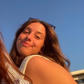 Giulia, Babysitter a Gambettola