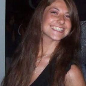 Dania, Babysitter in Rovellasca