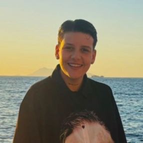 Valentina, Babysitter a Frattamaggiore