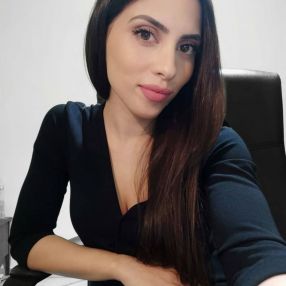 Roberta, Babysitter a Barletta
