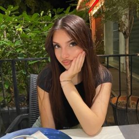 Ami, Babysitter in Cannara