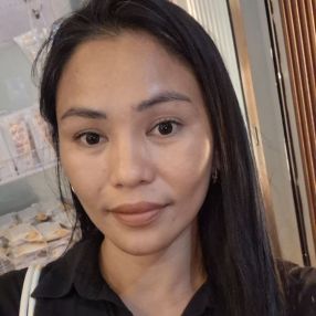 April aiza, Babysitter in Pogliano Milanese