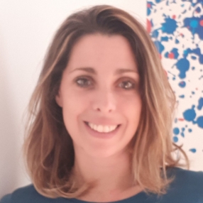 Alessia, Babysitter a Genova
