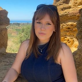 Nicole, Babysitter a Porto Empedocle