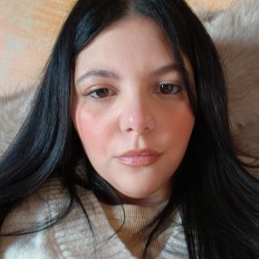 Veronica Francesca, Babysitter in Mortara