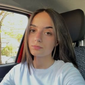 Martina, Babysitter a Piano di Coreglia