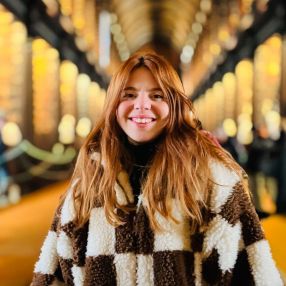 Ella, Babysitter a Bergamo