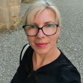 Mirela, Babysitter a Provincia di Fermo