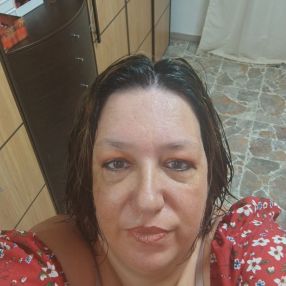 Elena, Babysitter in San Miniato