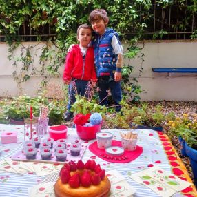 Roberta, Famiglia a Roma