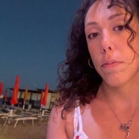 Giorgia, Babysitter a Caltanissetta