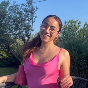 Sara, Babysitter a Spoltore