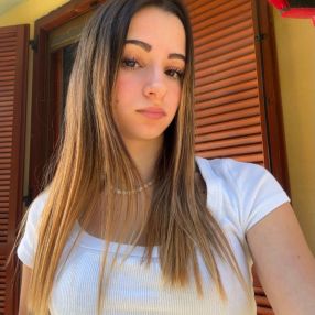 Sofia, Babysitter a Valmadrera